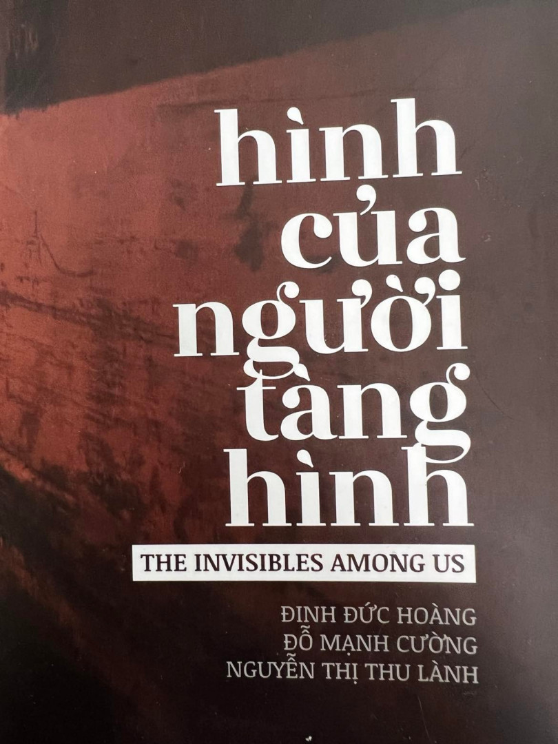Photobook: “The invisibles among us”