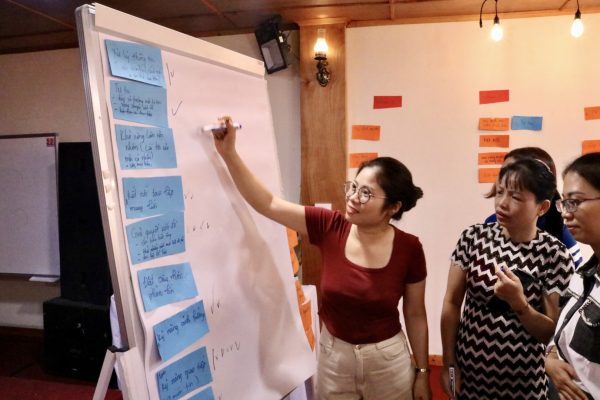 Chương trình kết nối và xây dựng năng lực lãnh đạo – Sáng kiến dệt may bền vững: Cùng nhau thay đổi (STITCH)